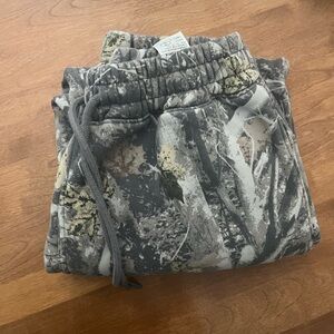 abercrombie camo sweatpants